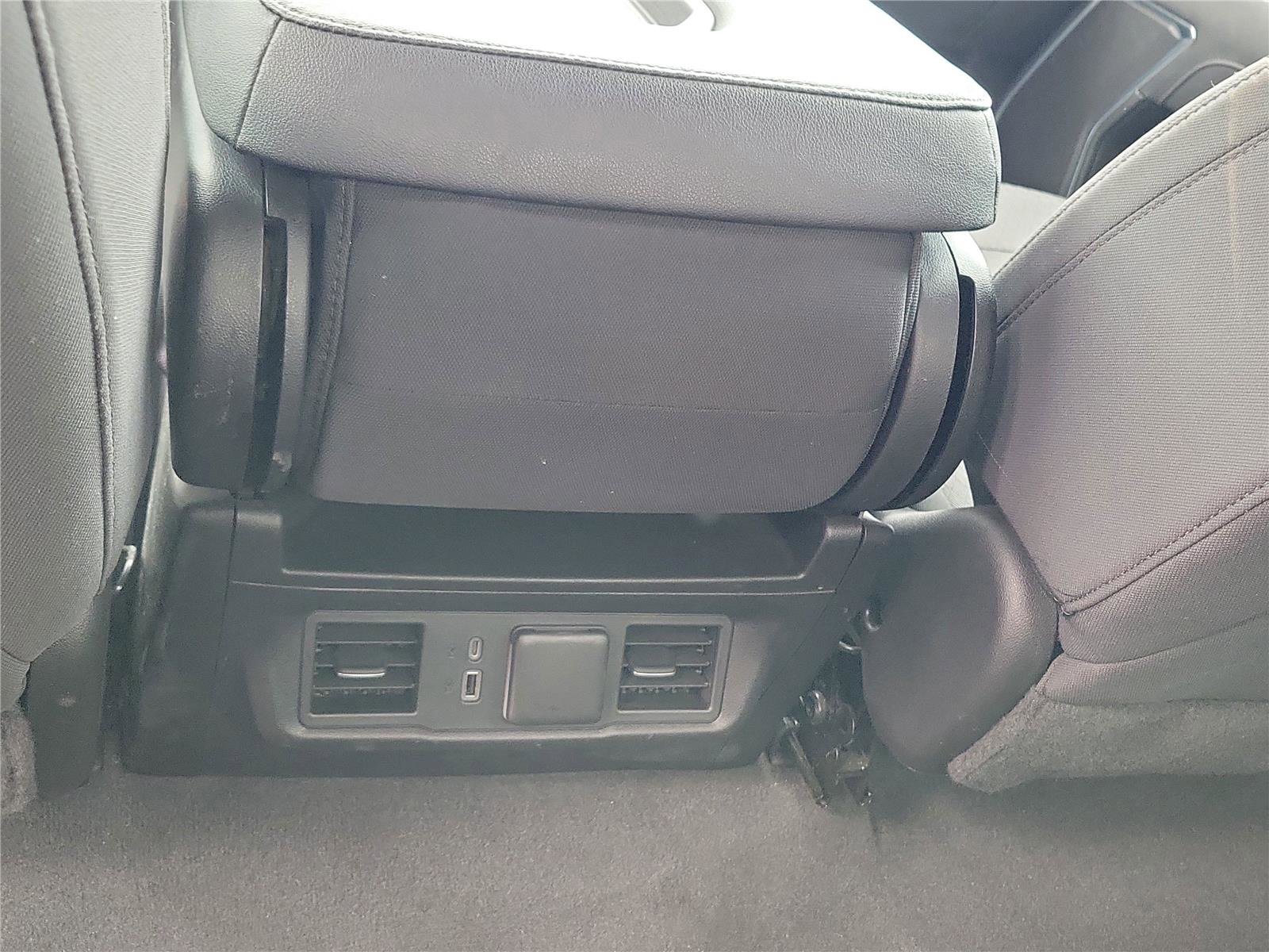 Used 2023 Chevrolet Silverado 1500 LT image 12