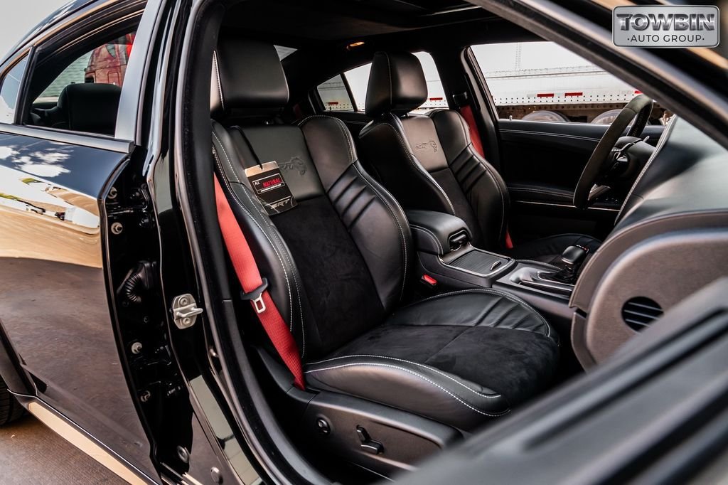 Used 2023 Dodge Charger SRT Hellcat w/ Harman/Kardon Audio Group RWD image 17