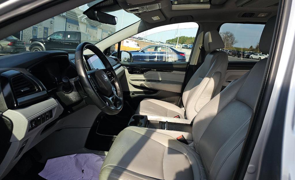 Used 2023 Honda Odyssey Touring image 5