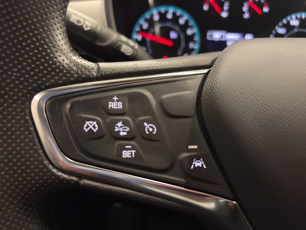 Used 2023 Chevrolet Equinox LS image 24