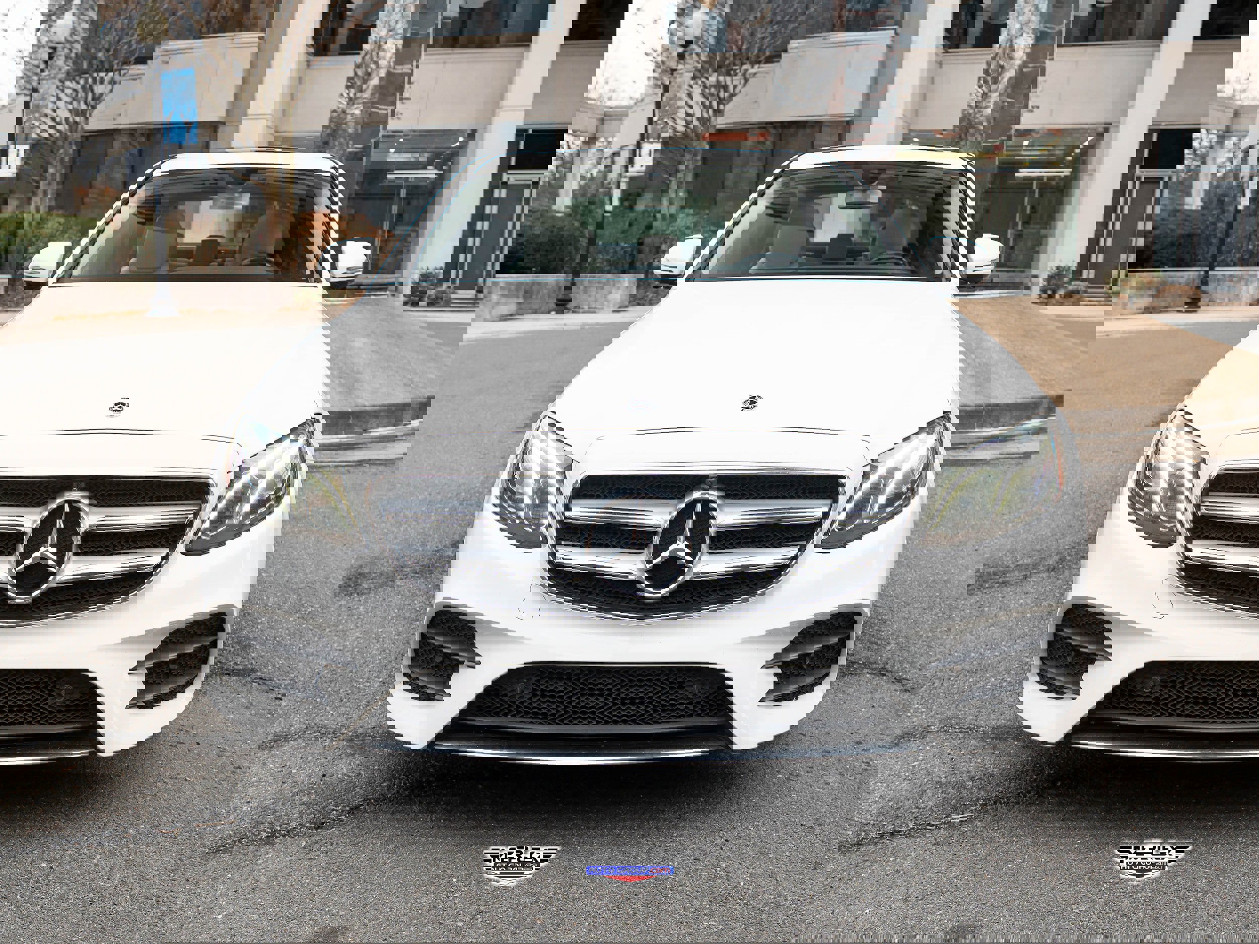 Used 2019 Mercedes-Benz E 300 300 image 2