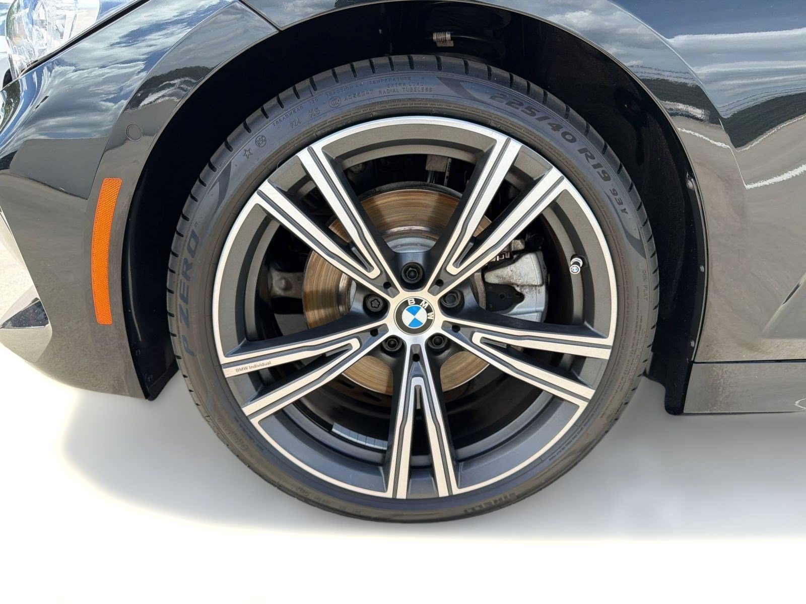 Used 2024 BMW 330i Sedan w/ Premium Package RWD image 12