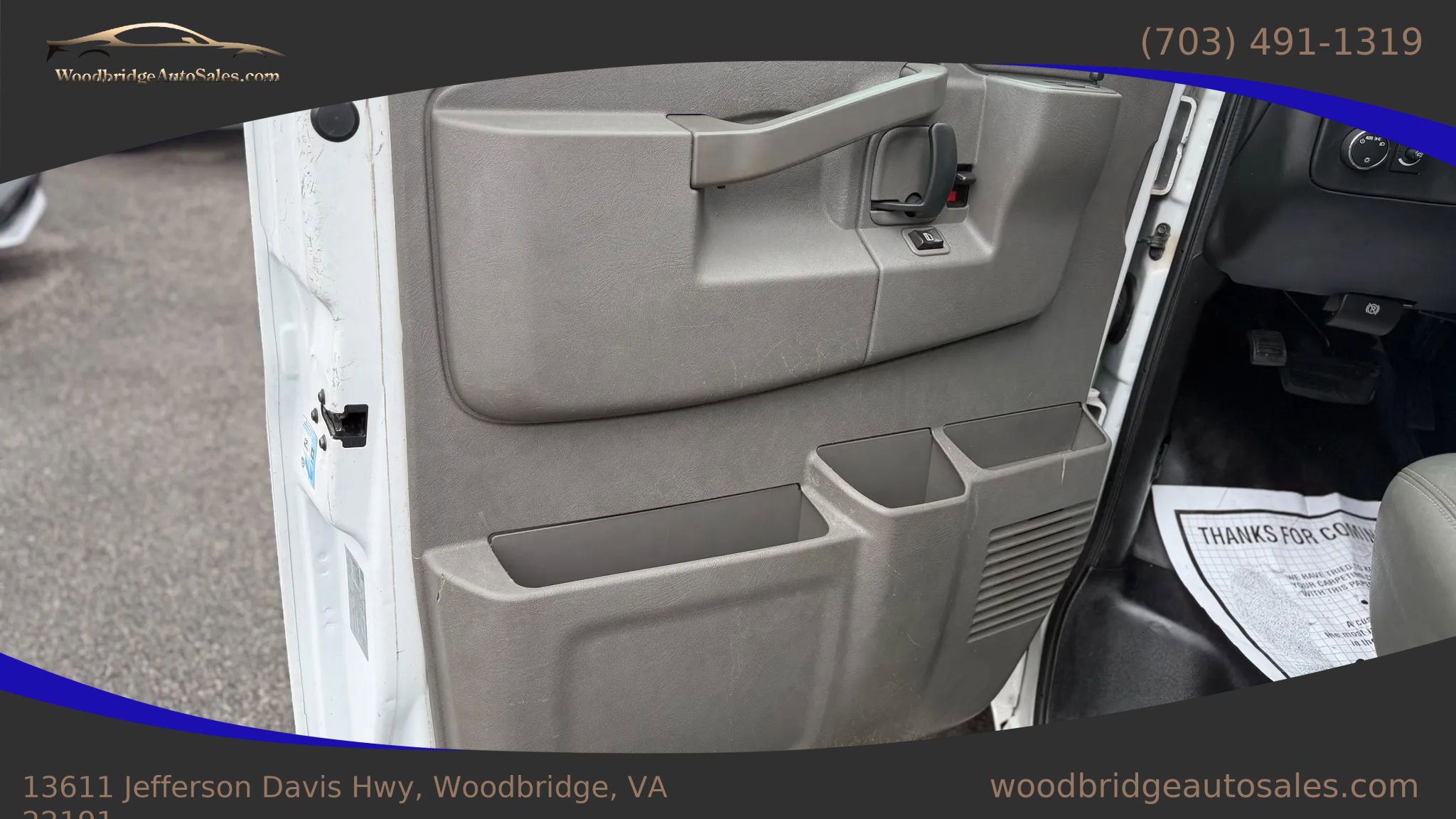 Used 2019 Chevrolet Express 2500 Van 3D w/ Communications Package image 15