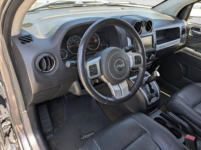 Used 2015 Jeep Compass High Altitude FWD image 9