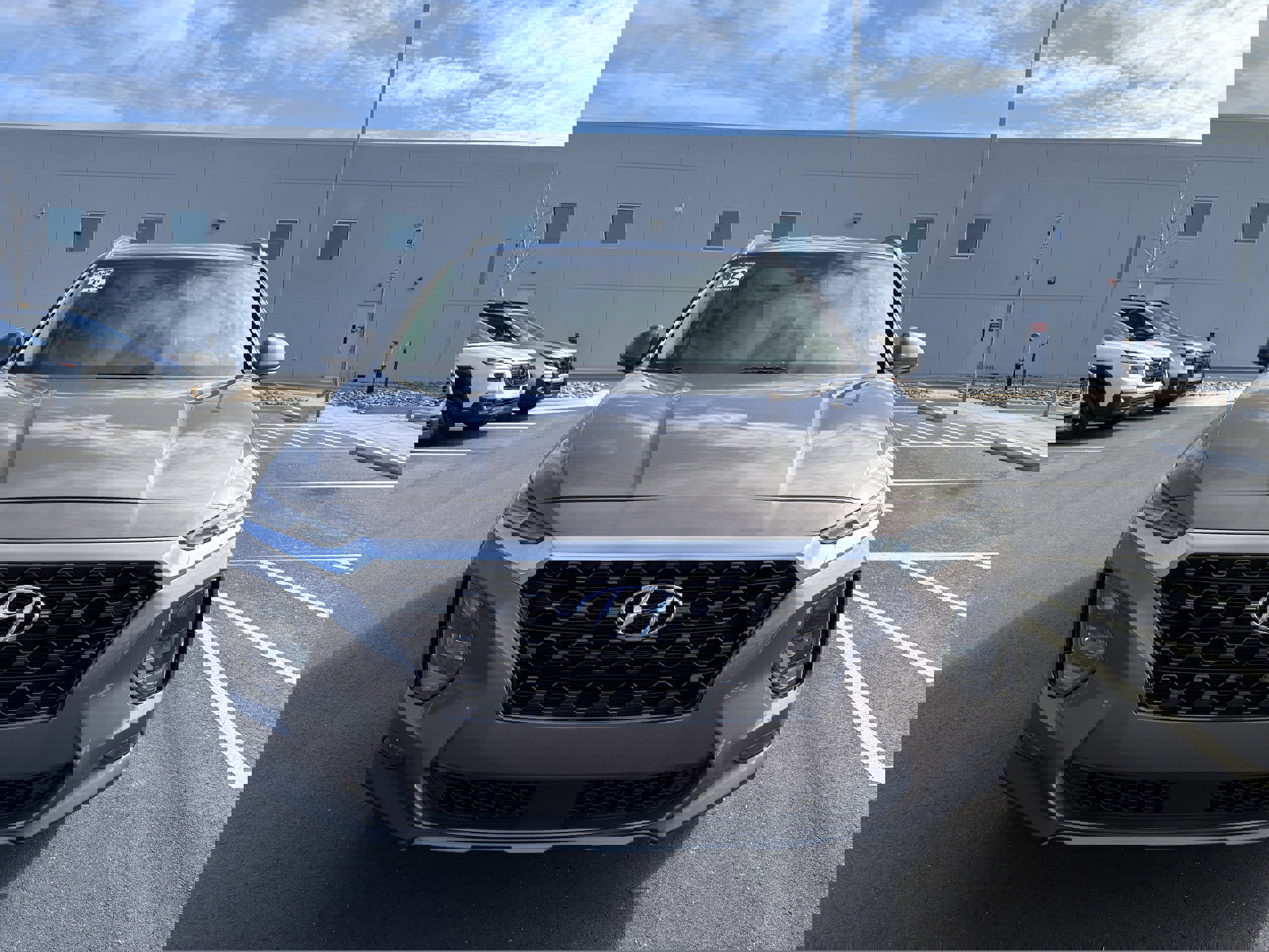 Used 2019 Hyundai Santa Fe SEL image 2