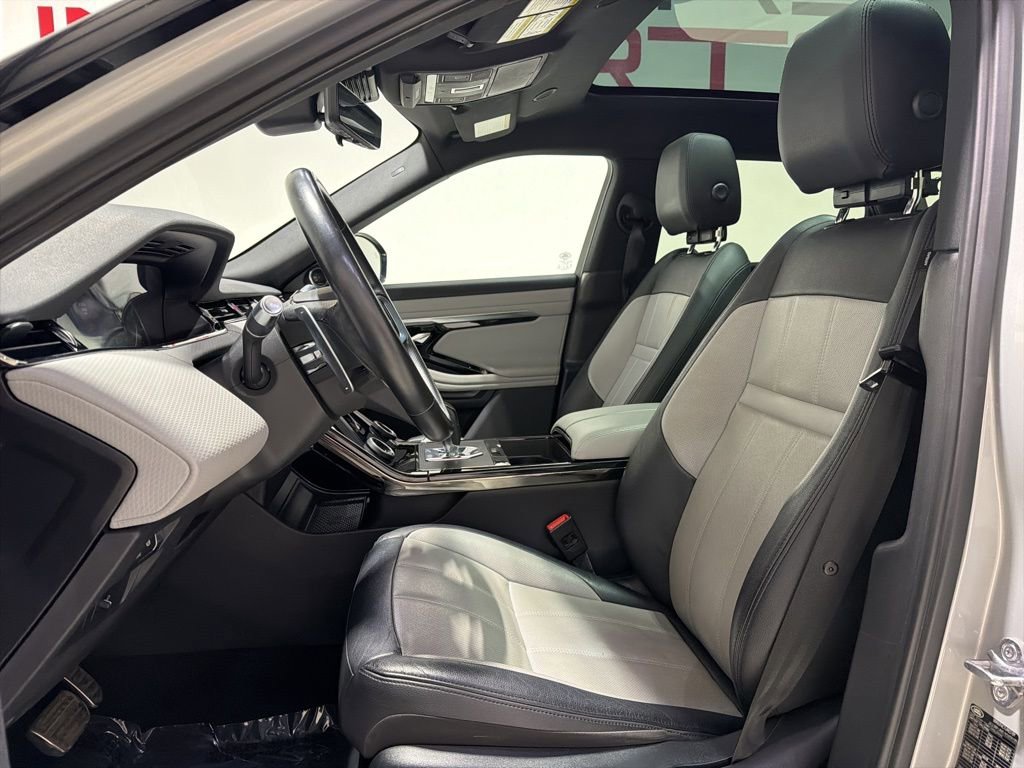 Used 2022 Land Rover Range Rover Evoque R-Dynamic S image 10