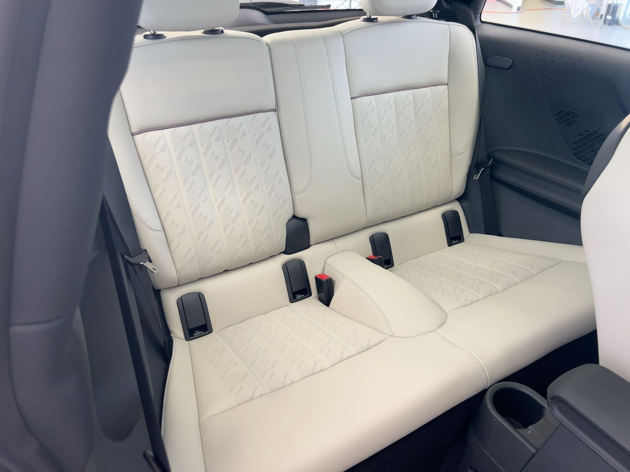 New 2026 MINI Cooper 2-Door Hardtop FWD image 29