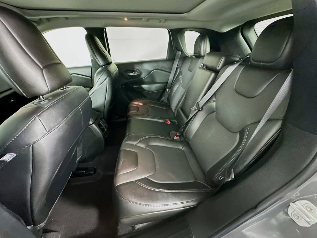 Certified 2023 Jeep Cherokee Altitude Lux w/ Lux Elite Package image 37