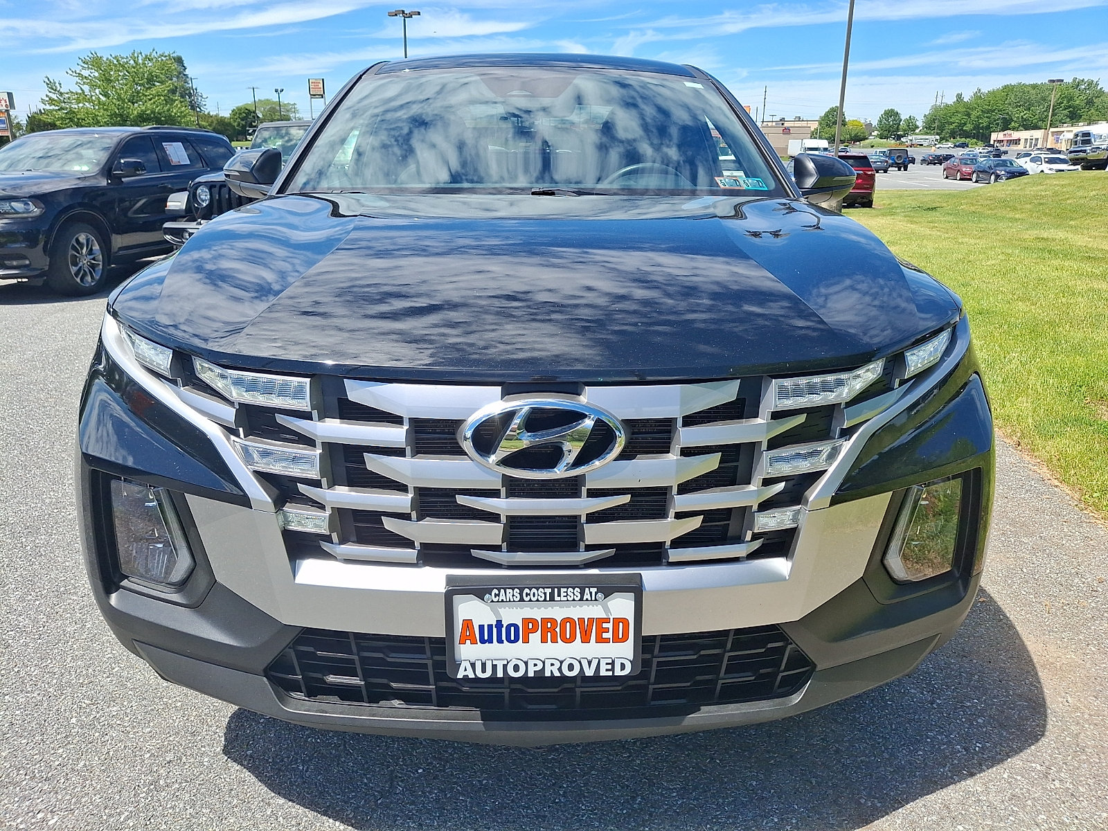 Used 2024 Hyundai Santa Cruz SEL AWD/4WD image 2