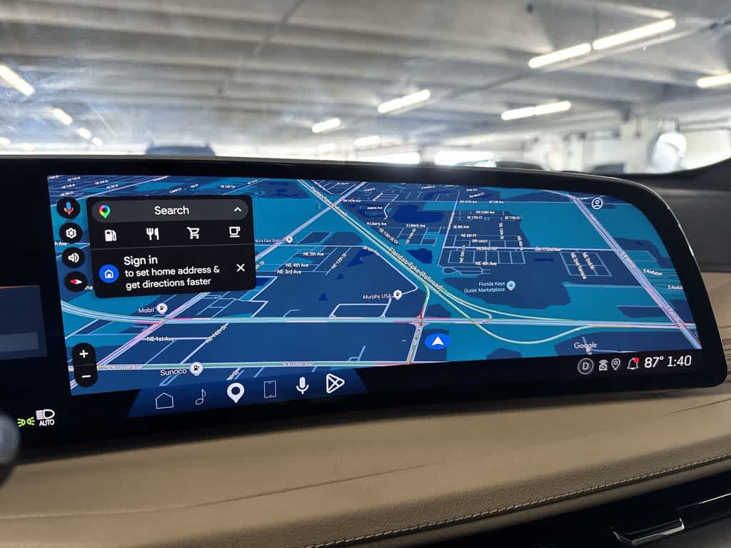 Used 2024 Cadillac XT4 Premium Luxury FWD image 17
