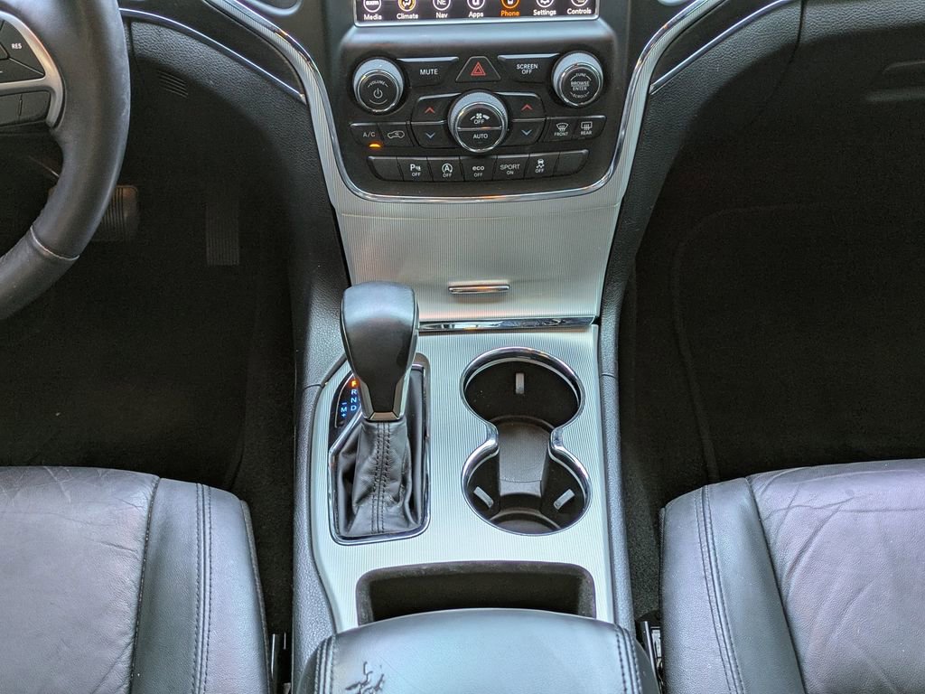 Used 2018 Jeep Grand Cherokee Limited image 20