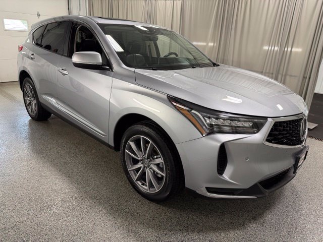 Used 2023 Acura RDX w/ Technology Package AWD/4WD image 3