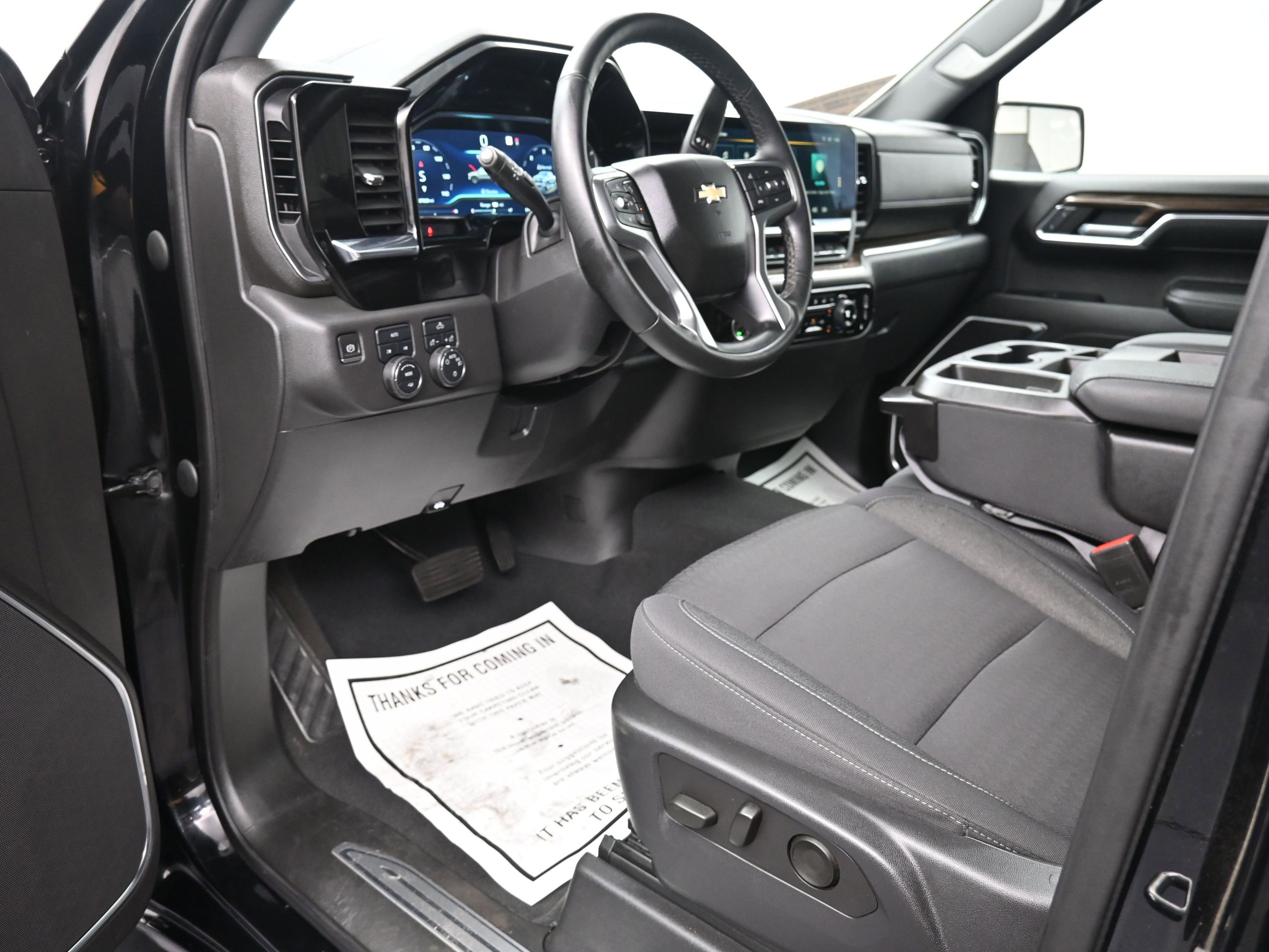 Used 2023 Chevrolet Silverado 1500 LT image 17