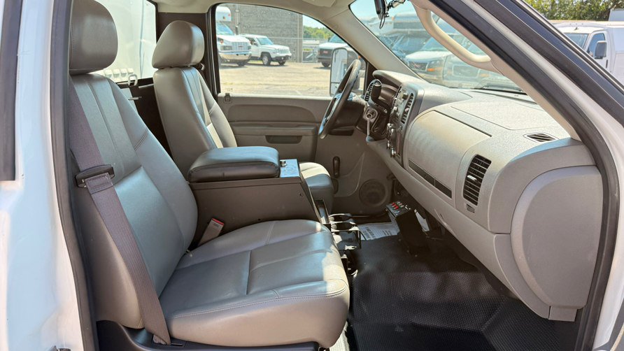 Used 2013 Chevrolet Silverado 3500 W/T RWD image 21