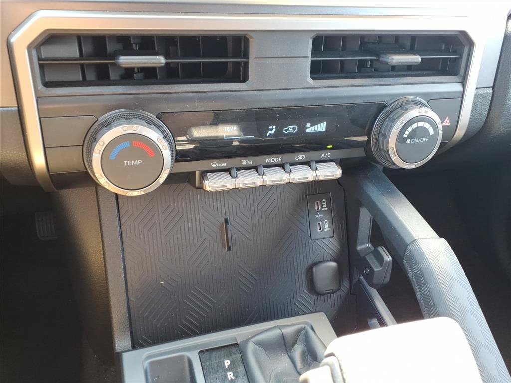 Certified 2025 Toyota 4Runner SR5 AWD/4WD image 25