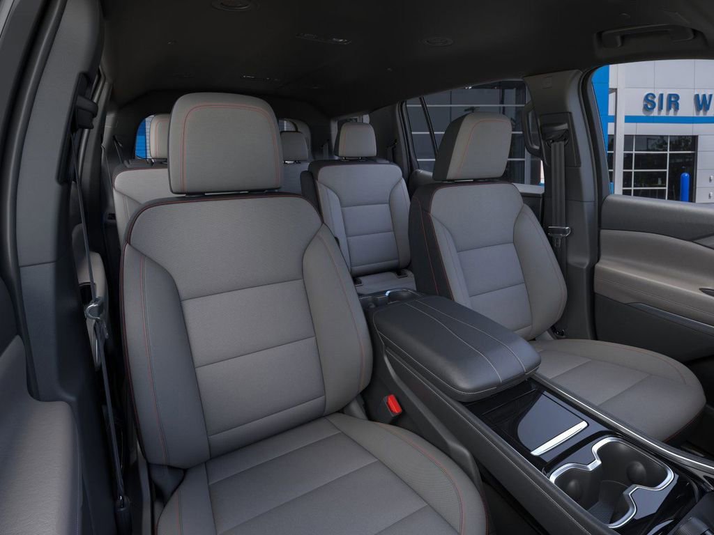 New 2026 Chevrolet Traverse LT w/ Driver Confidence Package FWD image 17