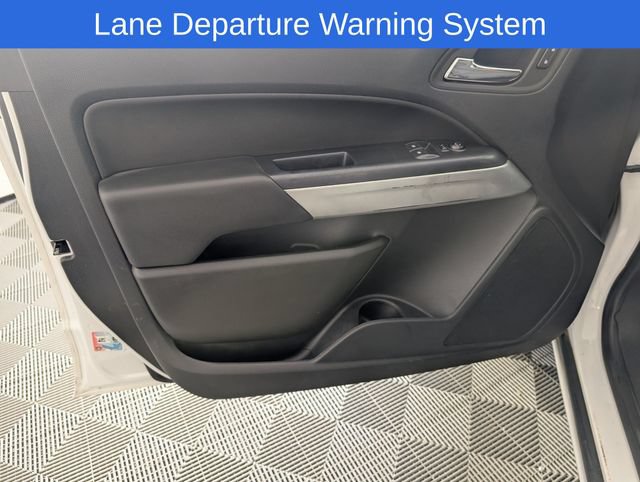 Used 2022 Chevrolet Colorado LT w/ Fleet Safety Package RWD image 12