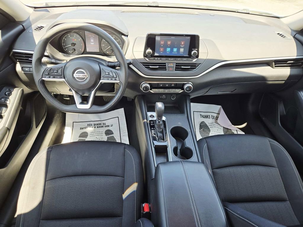 Used 2022 Nissan Altima 2.5 S FWD image 9