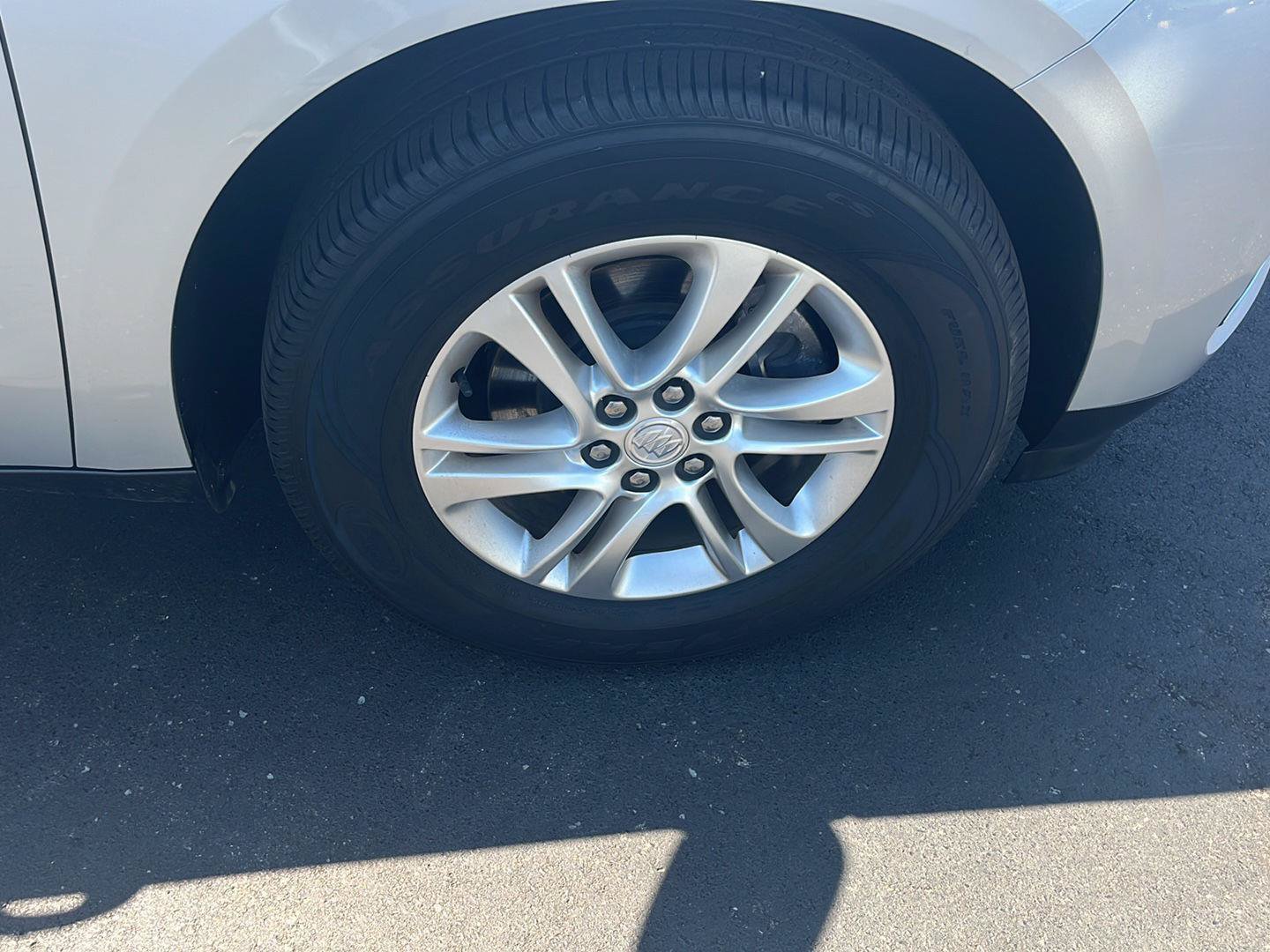 Used 2019 Buick Enclave Essence AWD/4WD image 36