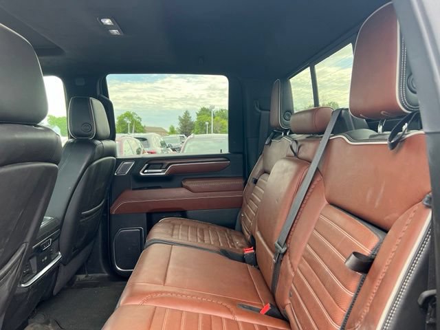 Used 2024 GMC Sierra 3500 Denali Ultimate AWD/4WD image 17