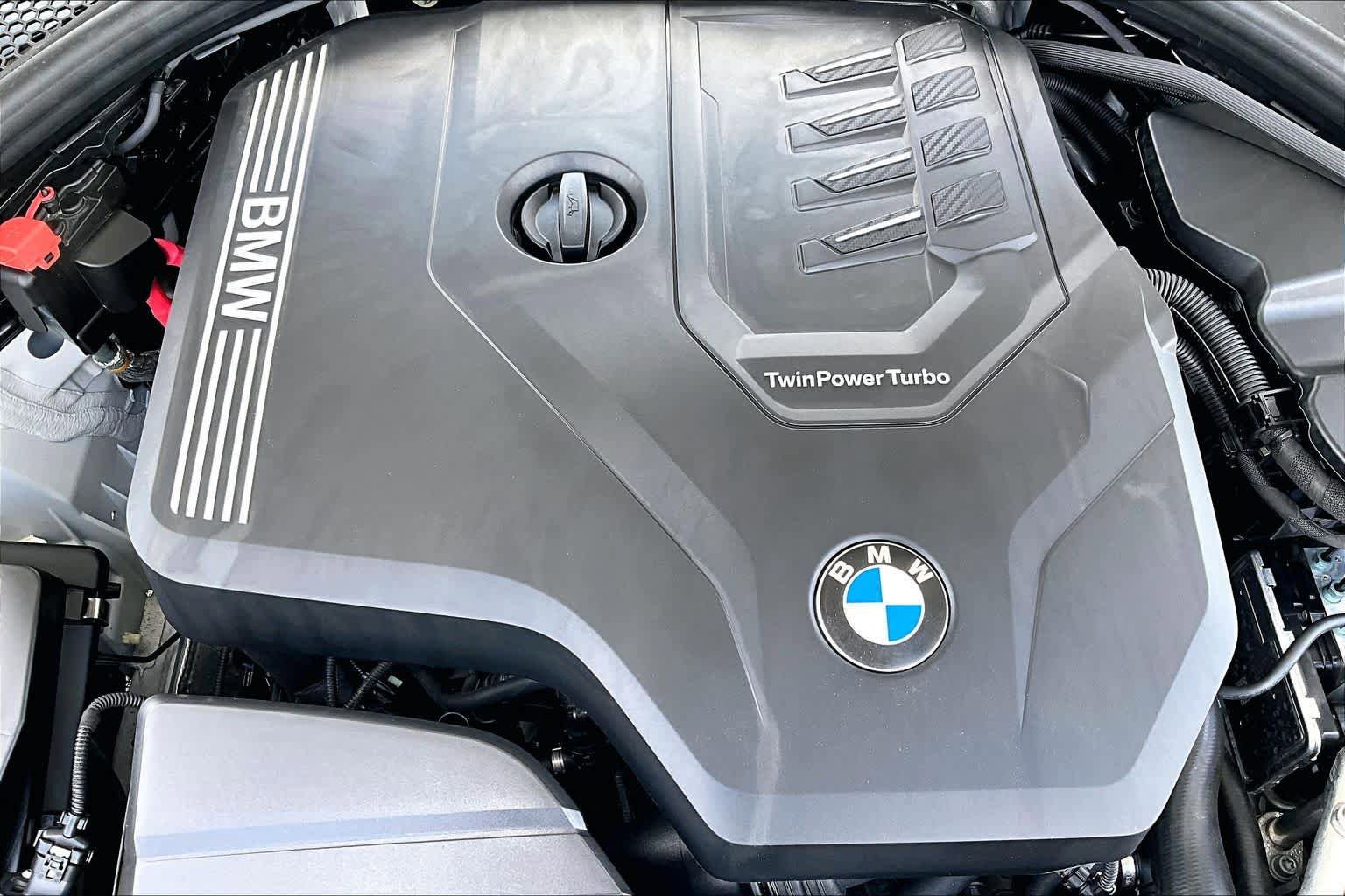 Used 2025 BMW 230i Coupe w/ M Sport Package RWD image 31