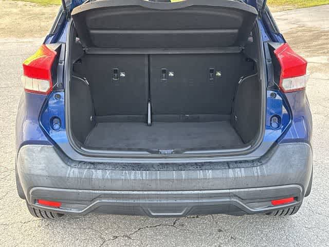 Used 2019 Nissan Kicks SV FWD image 30