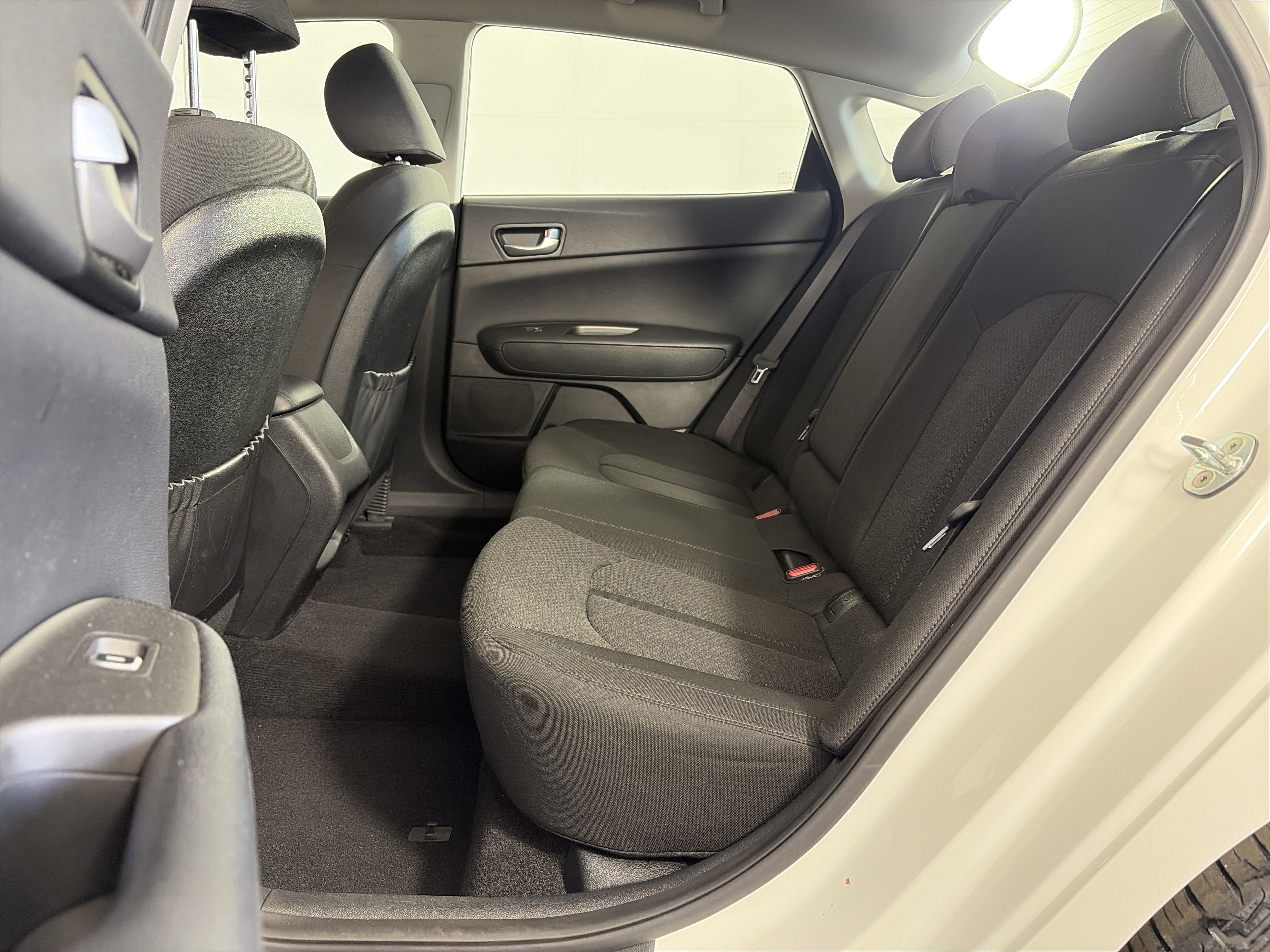 Used 2016 Kia Optima LX image 7