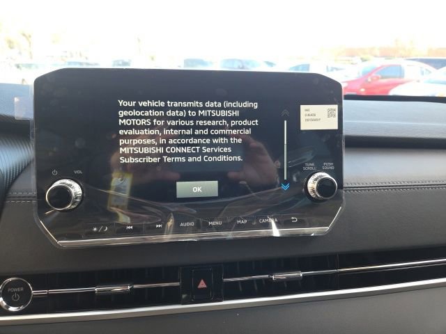 New 2025 Mitsubishi Outlander SE image 23