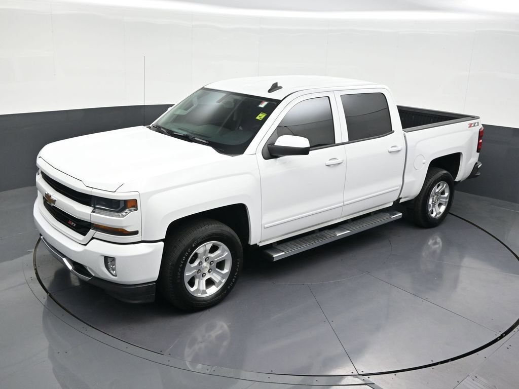Used 2018 Chevrolet Silverado 1500 LT w/ All Star Edition image 15