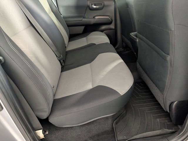 Used 2021 Toyota Tacoma TRD Off-Road w/ Technology Package AWD/4WD image 29