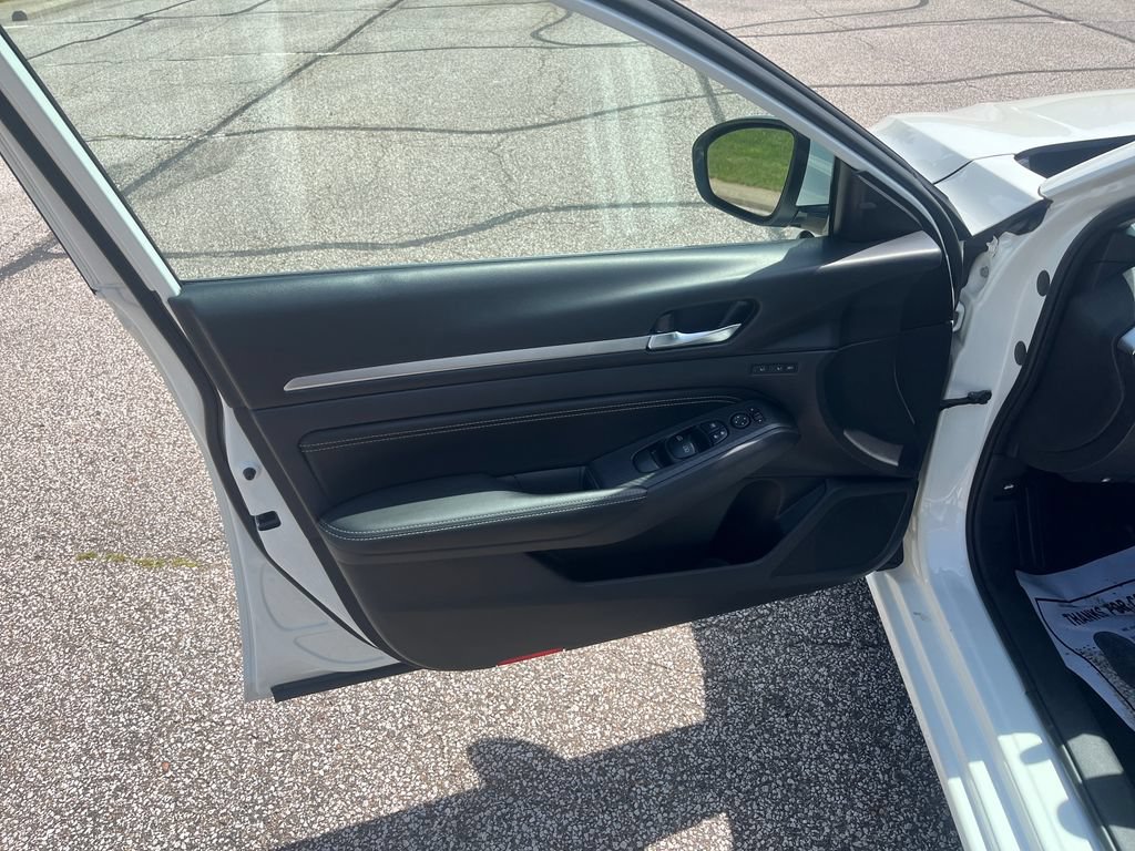 Used 2019 Nissan Altima 2.5 Platinum AWD/4WD image 10