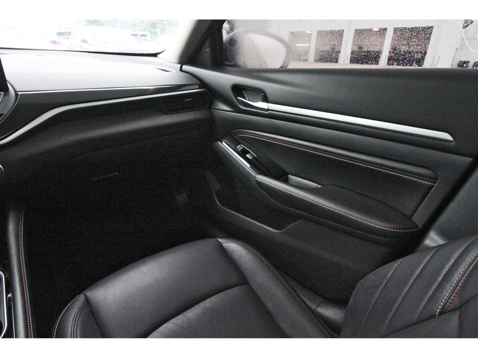 Certified 2023 Nissan Altima 2.0 SR FWD image 13