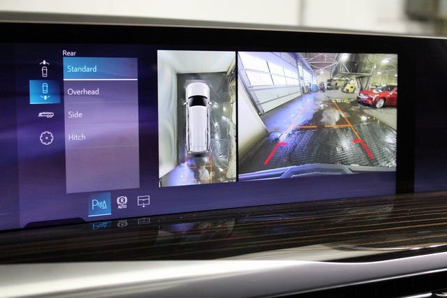 New 2026 Cadillac Escalade ESV Luxury w/ Touring Package image 17