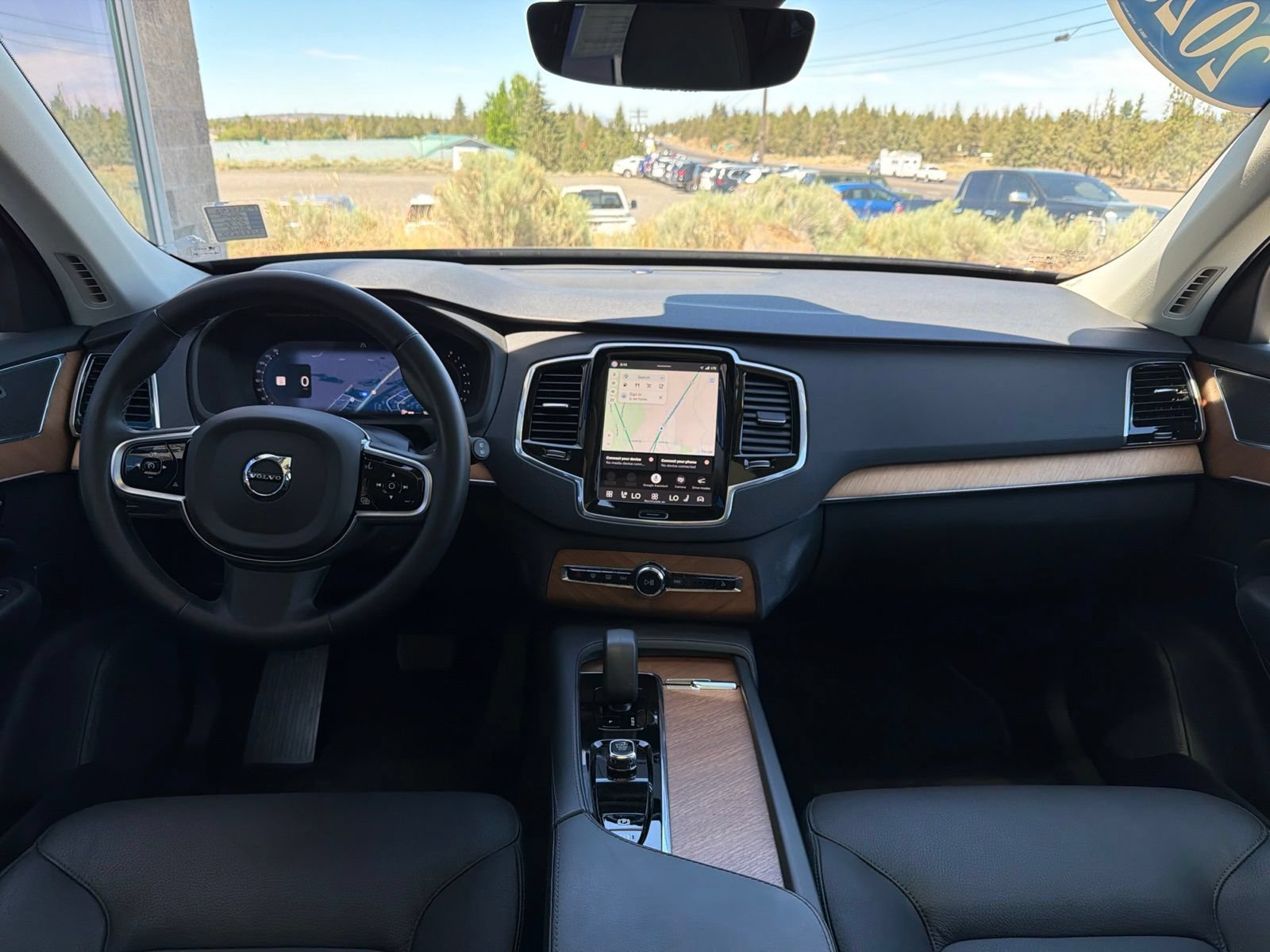 Used 2025 Volvo XC90 B6 Plus AWD/4WD image 10