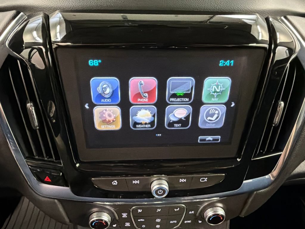 Used 2018 Chevrolet Traverse LT FWD image 9