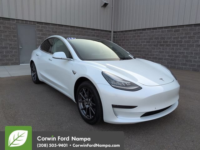 Used 2019 Tesla Model 3 Standard Range Plus RWD image 1