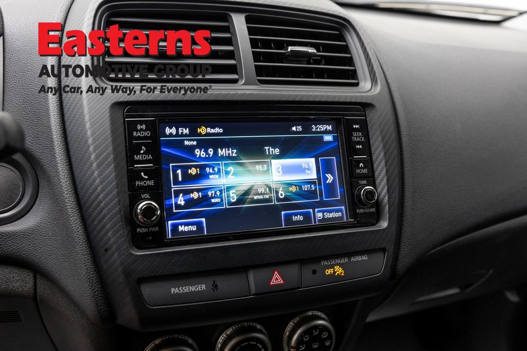 Used 2025 Mitsubishi Outlander Sport LE AWD/4WD image 18
