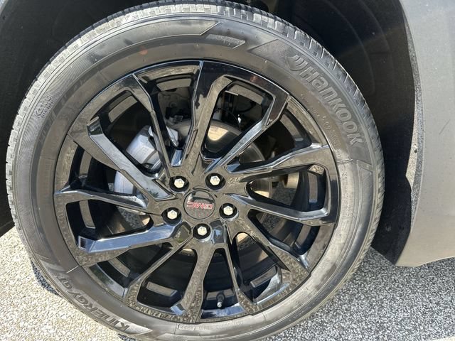Used 2023 GMC Terrain SLE w/ Elevation Edition FWD image 21
