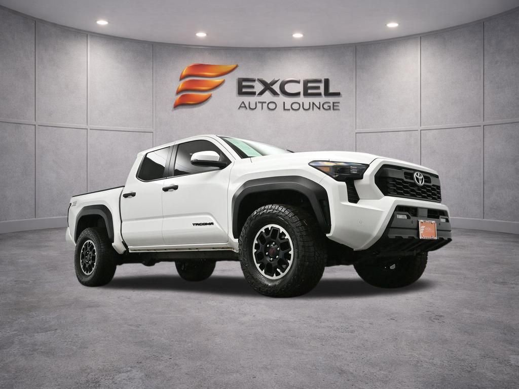 Used 2025 Toyota Tacoma TRD Off-Road w/ TRD Off Road Upgrade Package image 43