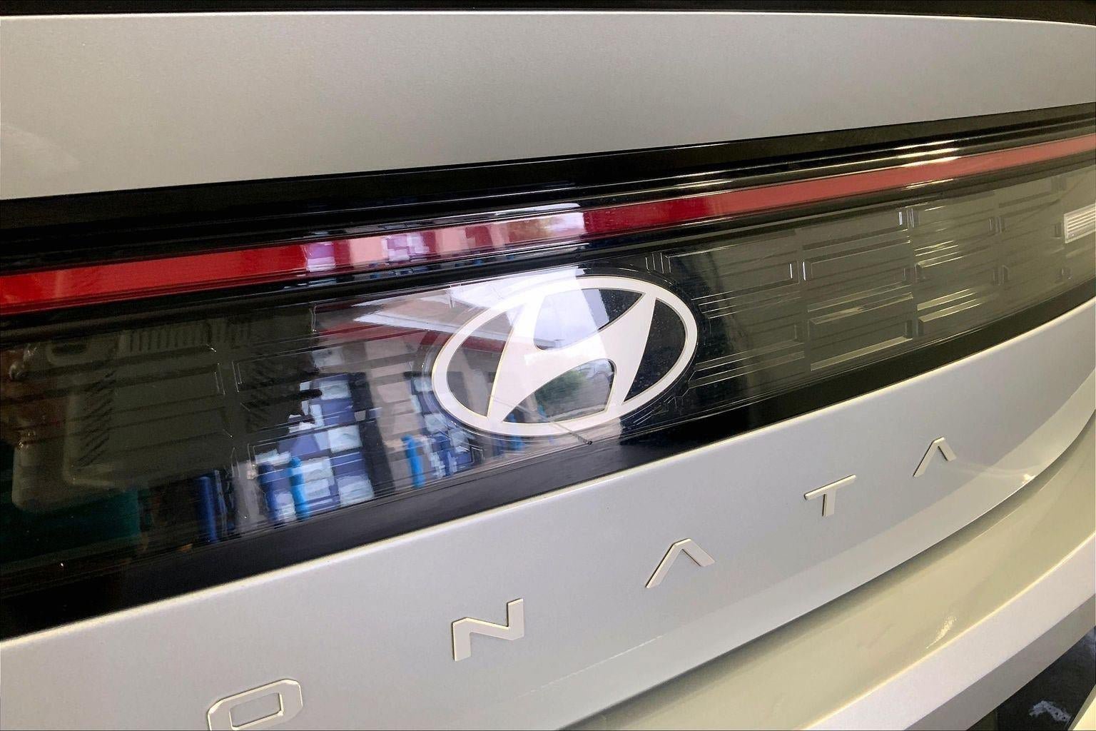 Used 2025 Hyundai Sonata SEL FWD image 29