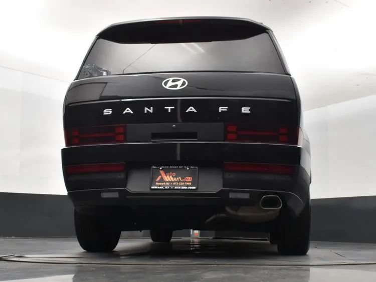 Used 2024 Hyundai Santa Fe SEL FWD image 13