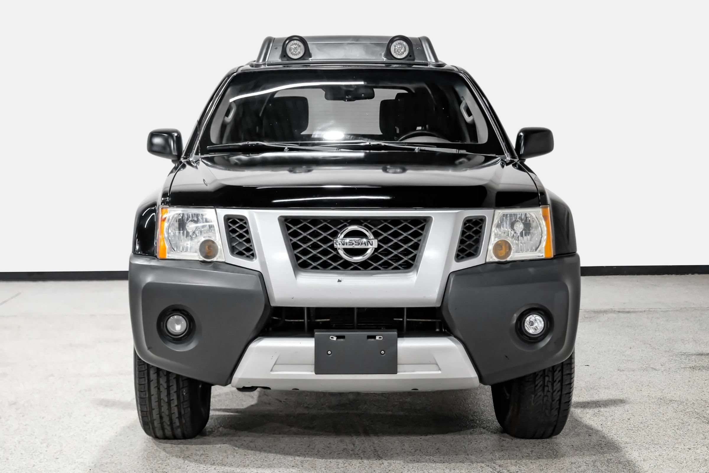 Used 2015 Nissan Xterra PRO-4X AWD/4WD image 3