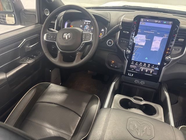 Used 2025 RAM 2500 Laramie AWD/4WD image 19