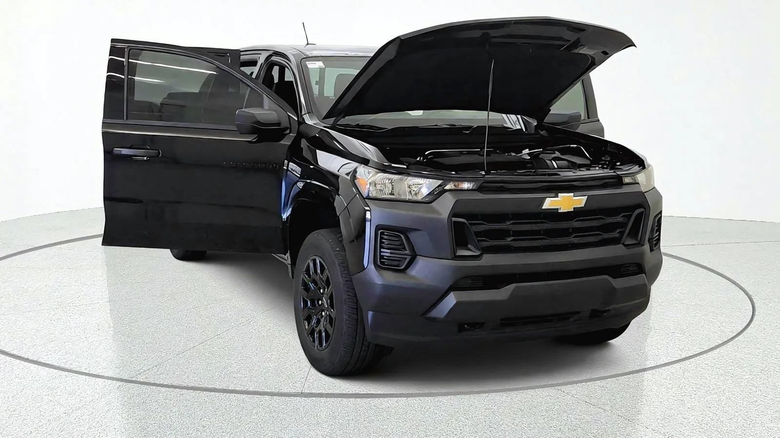 Used 2025 Chevrolet Colorado W/T w/ WT Custom Package AWD/4WD image 12