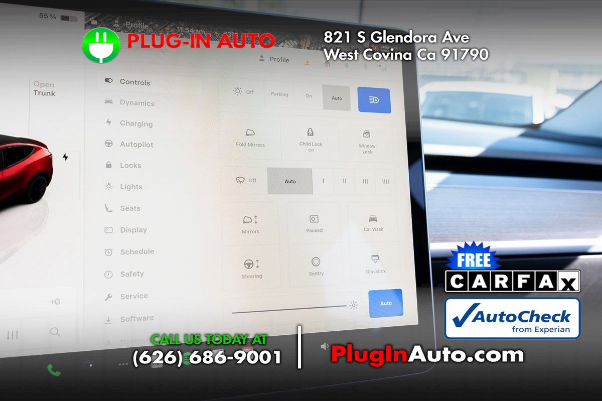 Used 2023 Tesla Model Y Performance image 21