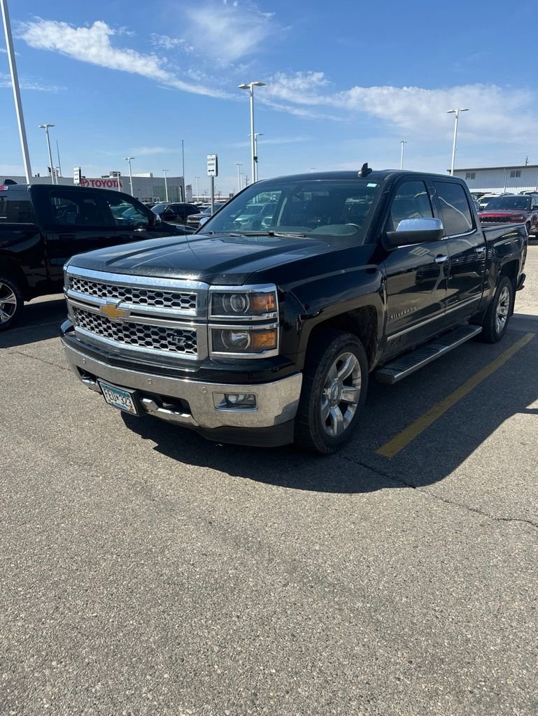 Used 2015 Chevrolet Silverado 1500 LTZ w/ LTZ Plus Package AWD/4WD image 4