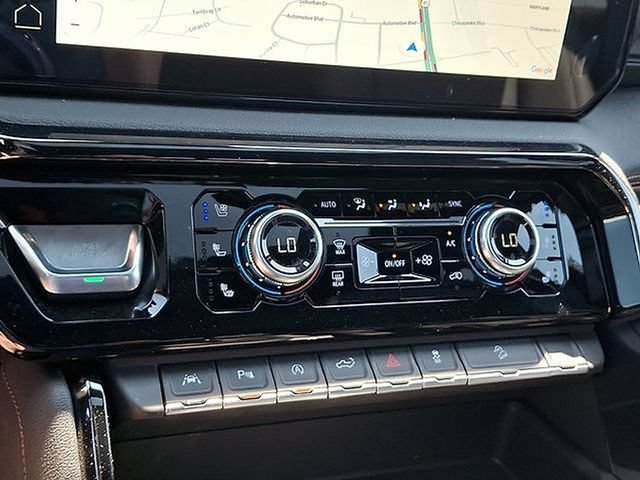 New 2026 GMC Sierra 1500 AT4 w/ AT4 Premium Package AWD/4WD image 12