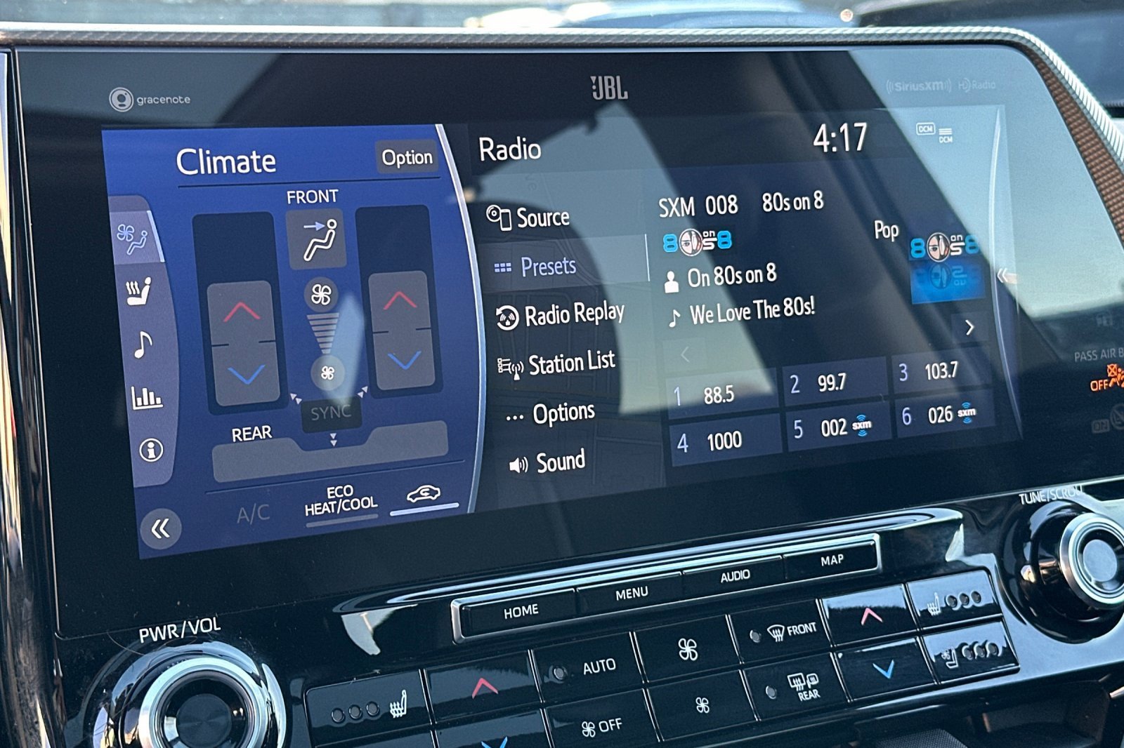 Certified 2022 Toyota Highlander Platinum image 24