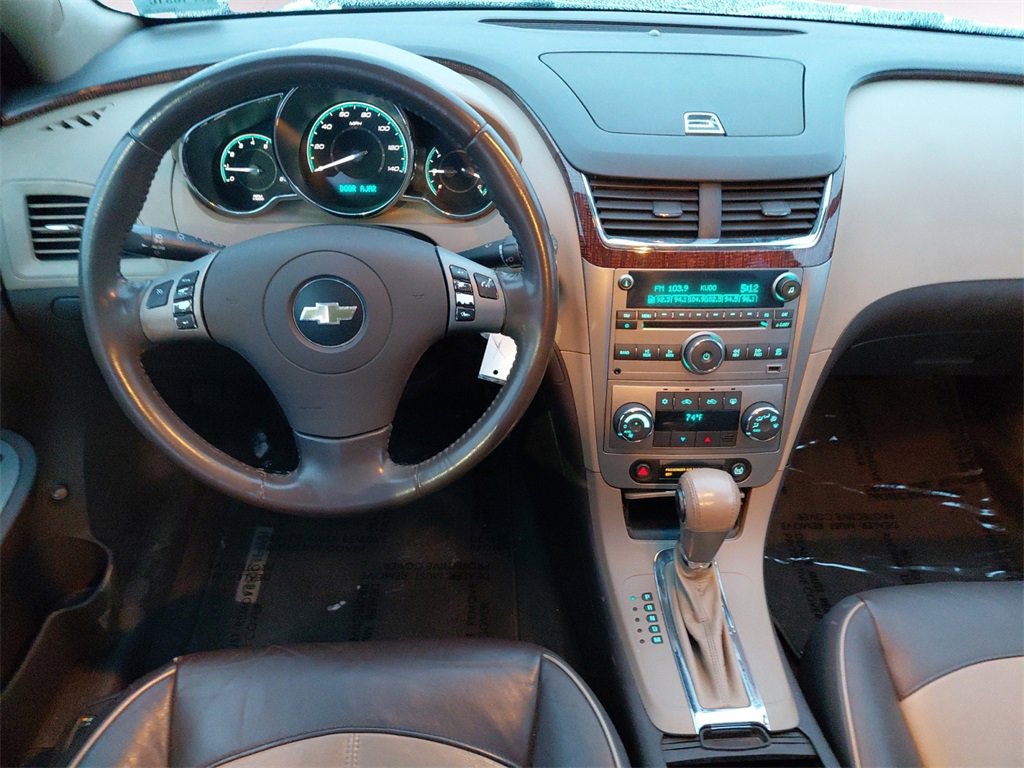 Used 2011 Chevrolet Malibu LTZ image 12