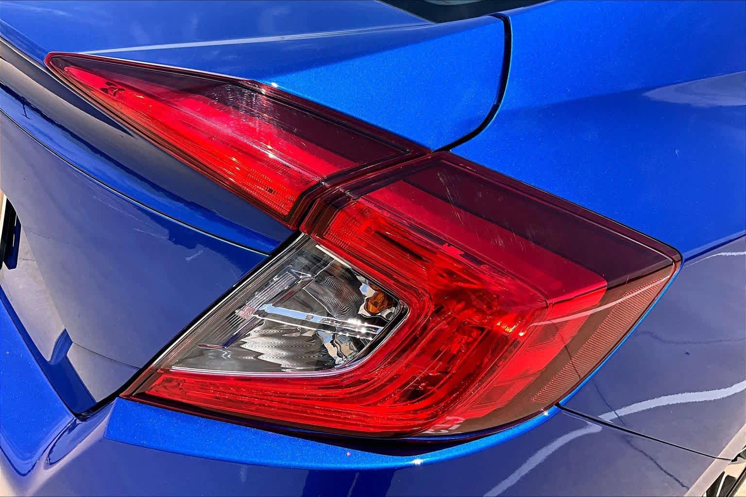 Used 2018 Honda Civic EX image 29